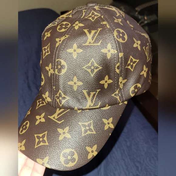 Louis Vuitton Monogram Brown Cap - Picture 12 of 12